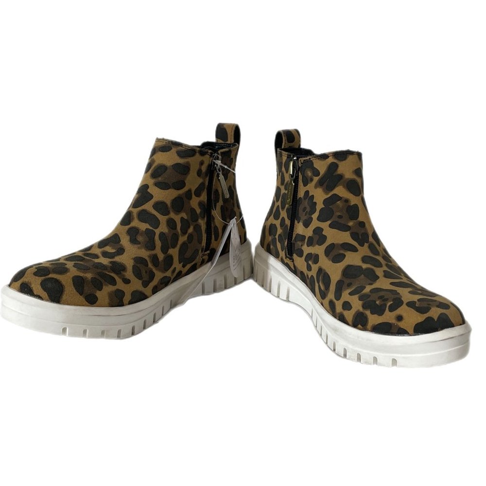 Blondo Sneaker Booties Women’s 6.5M Waterproof Zip Ankle Leopard Animal Print
